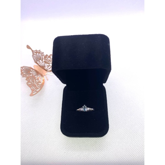 Size 6 Imitation Silver Blue Aquamarine Cubic Zirconia CZ March Birthstone Ring - Picture 8 of 9